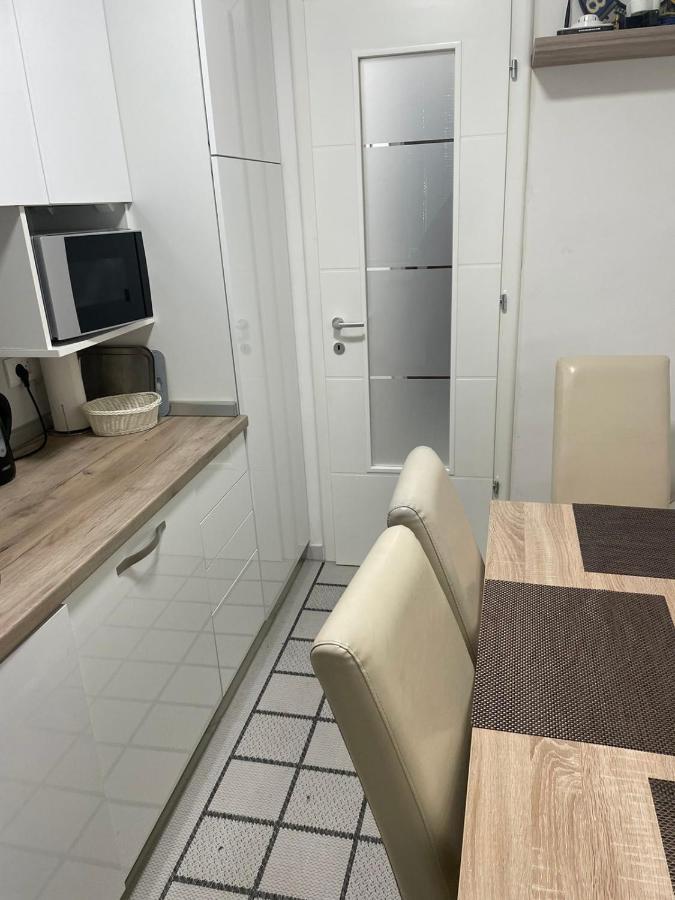 Grbavica Apartment サラエヴォ エクステリア 写真