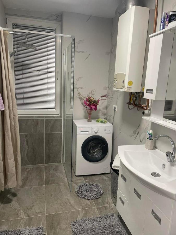 Grbavica Apartment サラエヴォ エクステリア 写真